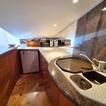 Blue Whale Apartament *