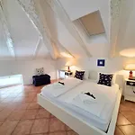 Blue Whale Apartament Piran